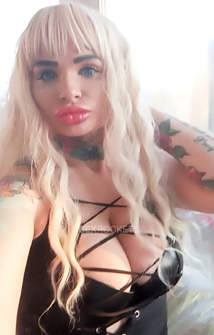 Минет в авто 3500 — эротические фото