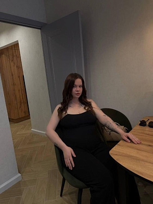 Юля — эротические фото