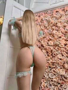 88/60/90 — эротические фото