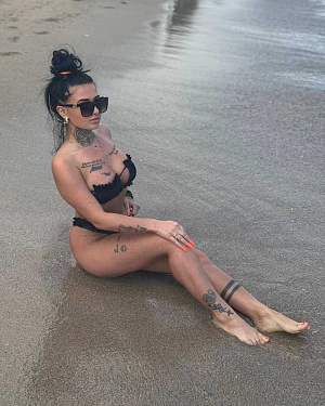 Фото Лэйла 21 лет лет, 169 см