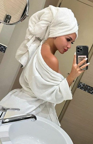 Аня — эротические фото