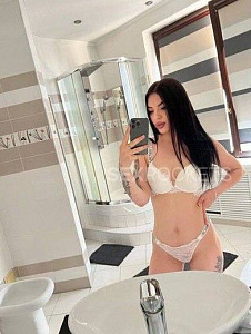 Милена из Симферополь - интим фото